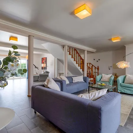 Casa Branca I Geraeumiger Rueckzugsort Fuer 12p By Interhome Ferienhaus