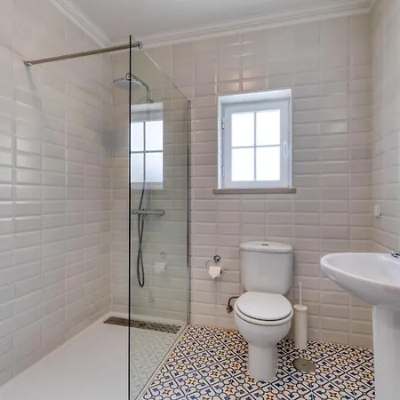 Prázdninový dům Casa Branca I Geraeumiger Rueckzugsort Fuer 12p By Interhome