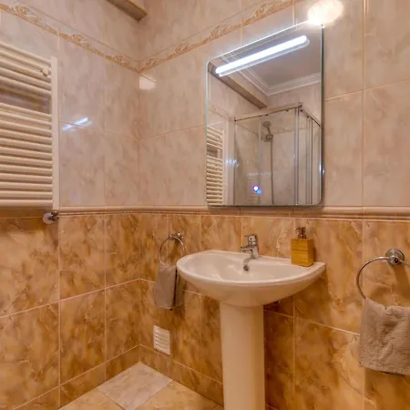 Casa Branca I Geraeumiger Rueckzugsort Fuer 12p By Interhome Prázdninový dům *