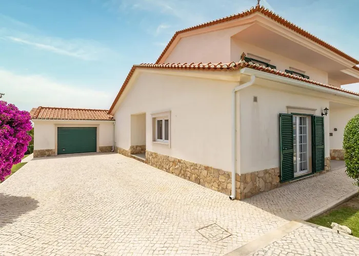 Casa Branca I Geraeumiger Rueckzugsort Fuer 12p By Interhome *